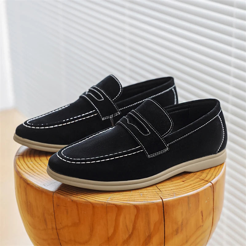 Fashion Men's Classic British Style Loafers Moccasins Men Casual Shoes Suede Leather Mens Light Comfortable Driving Flats