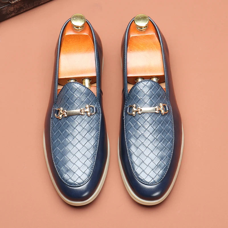 Fashion Men's Classic British Style Loafers Moccasins Men Casual Shoes Suede Leather Mens Light Comfortable Driving Flats