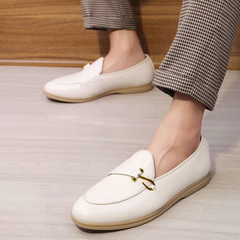 Fashion Men's Classic British Style Loafers Moccasins Men Casual Shoes Suede Leather Mens Light Comfortable Driving Flats