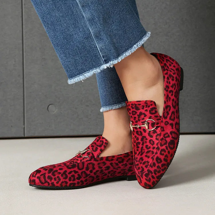 Women Loafers Fashionable Metal Buckle Casual Women's Shoes Flat Shoes Large size women's shoes spring autumn pwomen's shoe