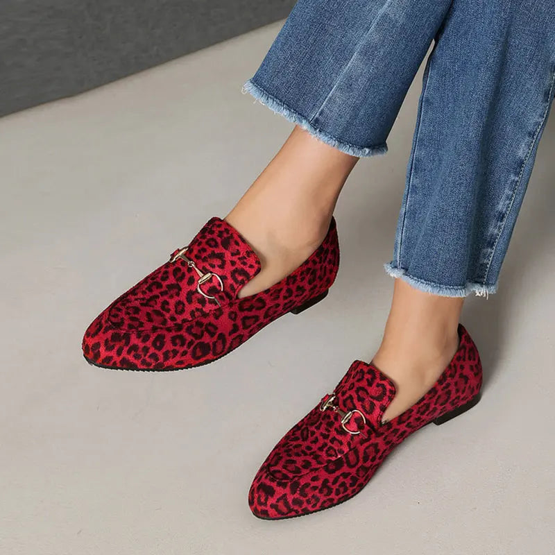 Women Loafers Fashionable Metal Buckle Casual Women's Shoes Flat Shoes Large size women's shoes spring autumn pwomen's shoe
