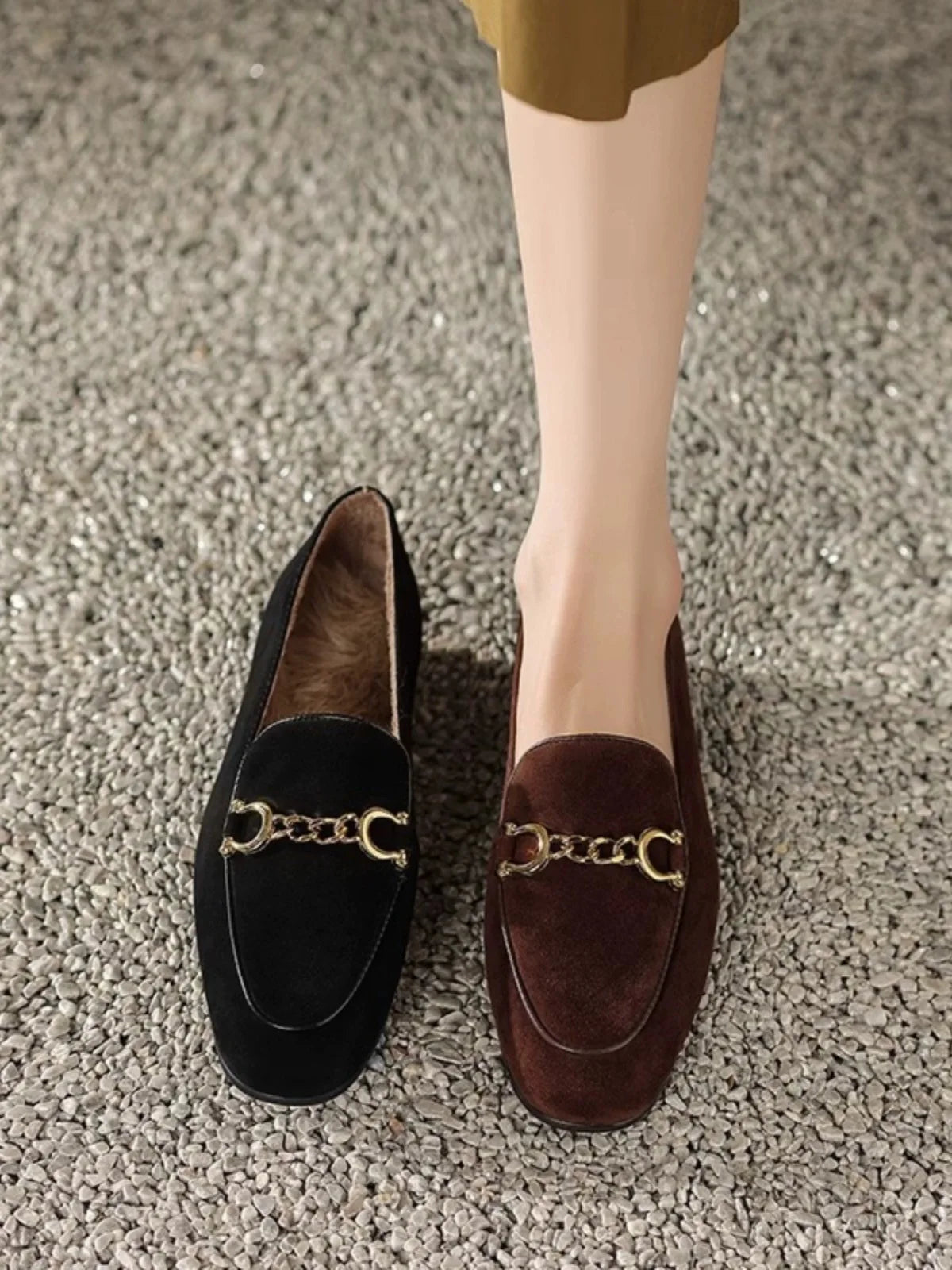 Retro British Style Fleece Lined Flat Bottom Loafers Women's Large Size Slip-On Shoes Matte Finish round Toe Rubber Outsole