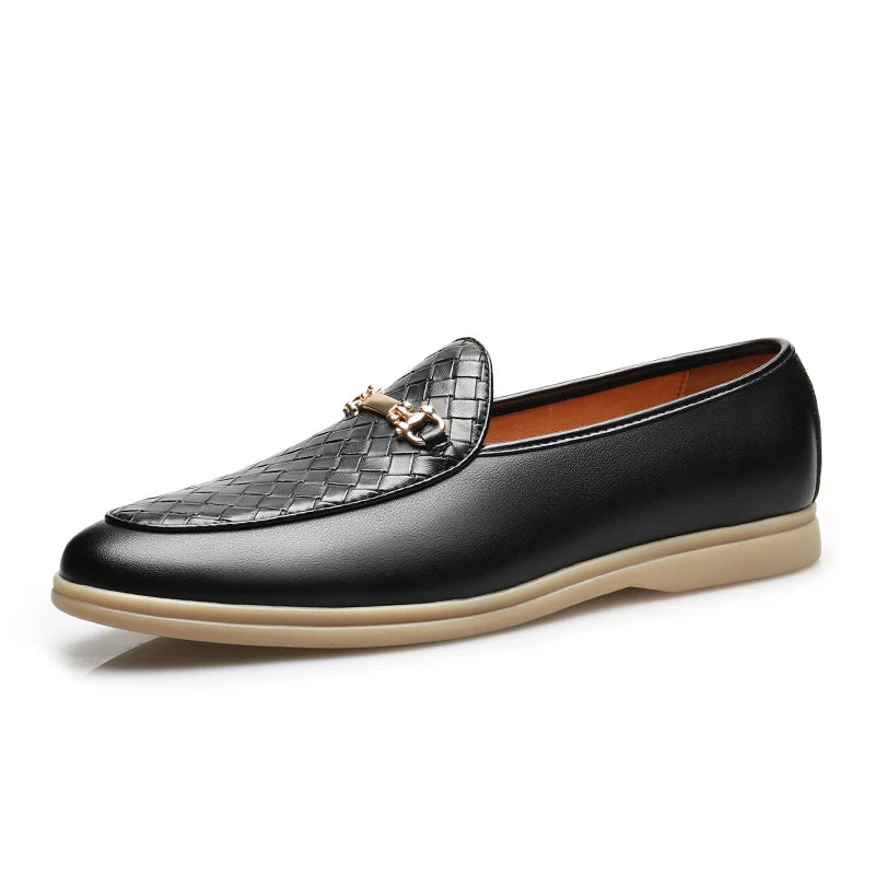 Fashion Men's Classic British Style Loafers Moccasins Men Casual Shoes Suede Leather Mens Light Comfortable Driving Flats