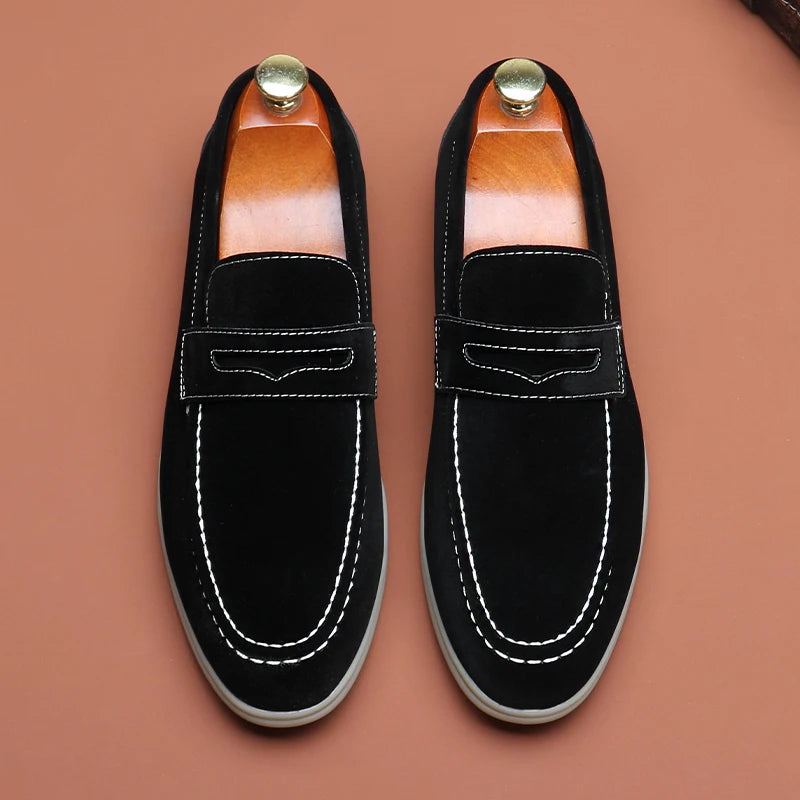 Fashion Men's Classic British Style Loafers Moccasins Men Casual Shoes Suede Leather Mens Light Comfortable Driving Flats