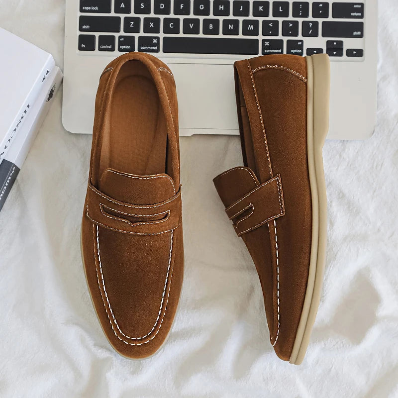 Fashion Men's Classic British Style Loafers Moccasins Men Casual Shoes Suede Leather Mens Light Comfortable Driving Flats