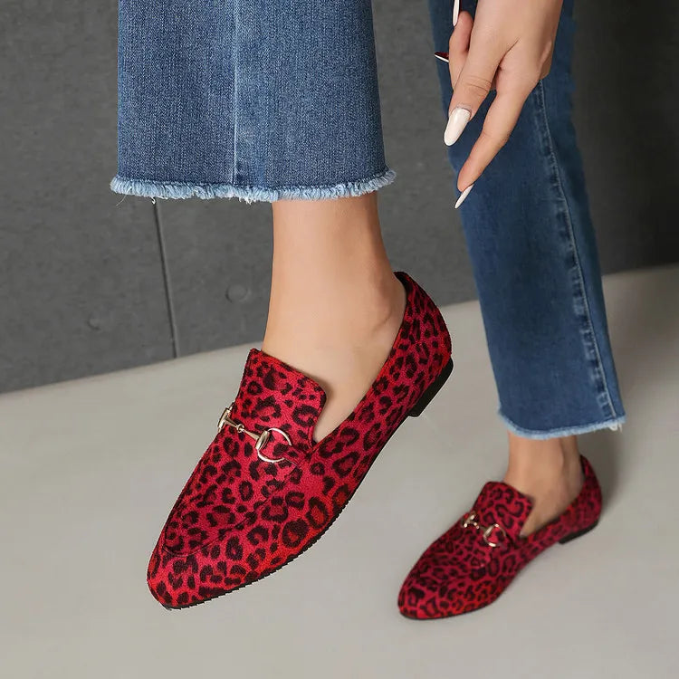Women Loafers Fashionable Metal Buckle Casual Women's Shoes Flat Shoes Large size women's shoes spring autumn pwomen's shoe